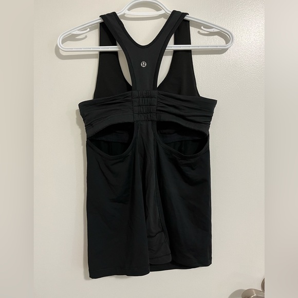 Black lulu lemon tank - Picture 2 of 3